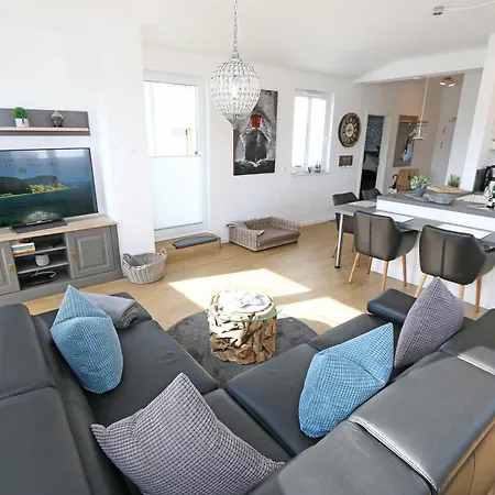 Anni - 7 Mit Dachterrasse * Goehren (Ruegen)