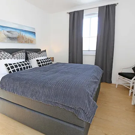 Anni - 7 Mit Dachterrasse * Goehren (Ruegen)